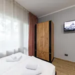 Daire нові затишні Smart-квартири Lего Ujgorod
