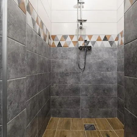 Apartment нові затишні Smart-квартири Lего Uzhhorod