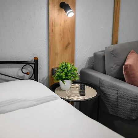 нові затишні Smart-квартири Lего Apartment Uschhorod