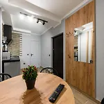 нові затишні Smart-квартири Lего Apartment *